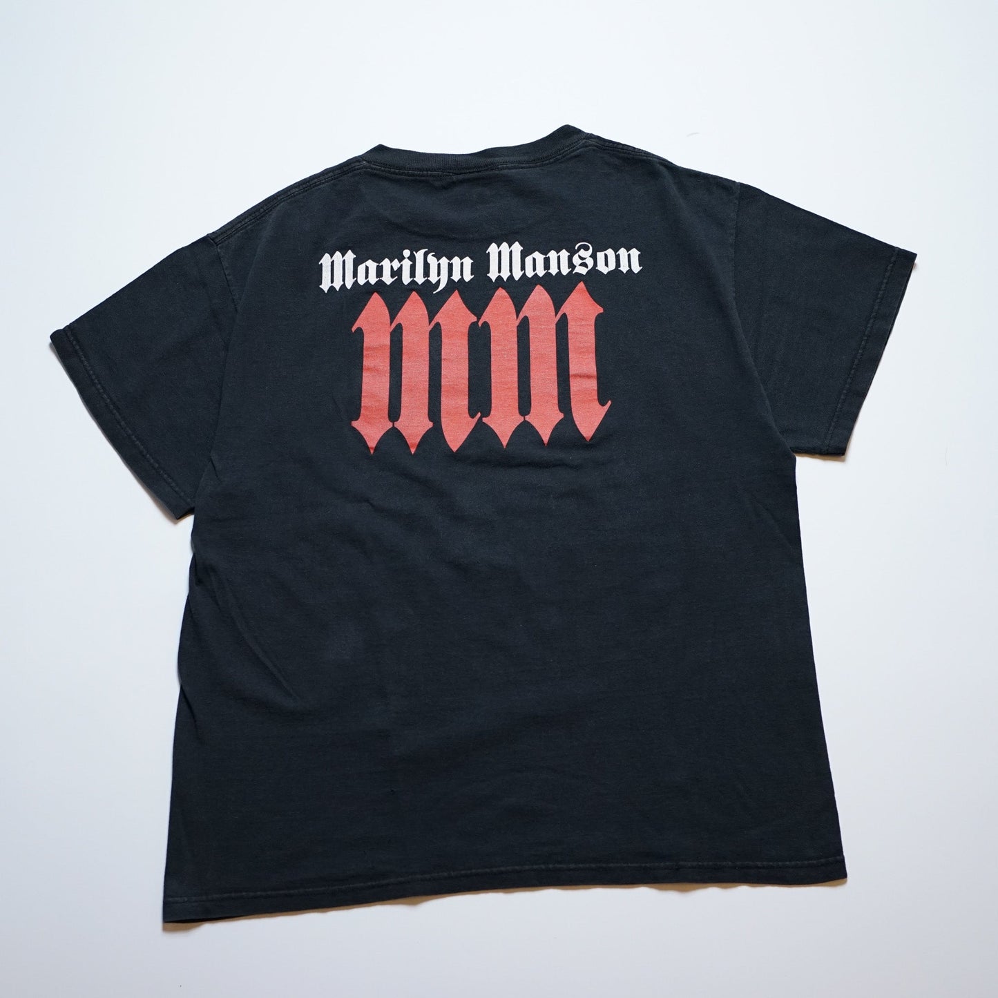 MARILYN MANSON AGAINST ALL GODS AMERICAN TOUR 2004 GIANT M-L (o_1113)