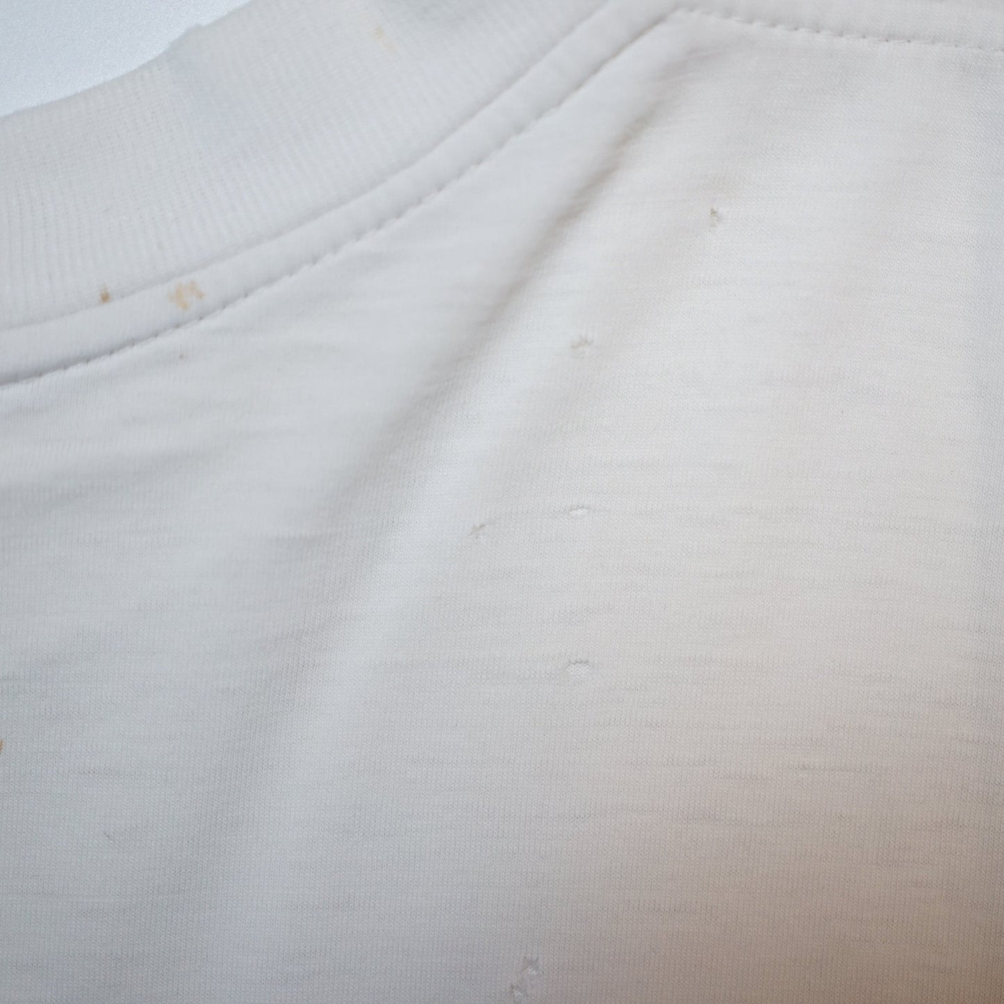NIRVANA KURT COBAIN MEMORIAL WHITE EURO FITS EURO XL DAMAGE(b_1231)
