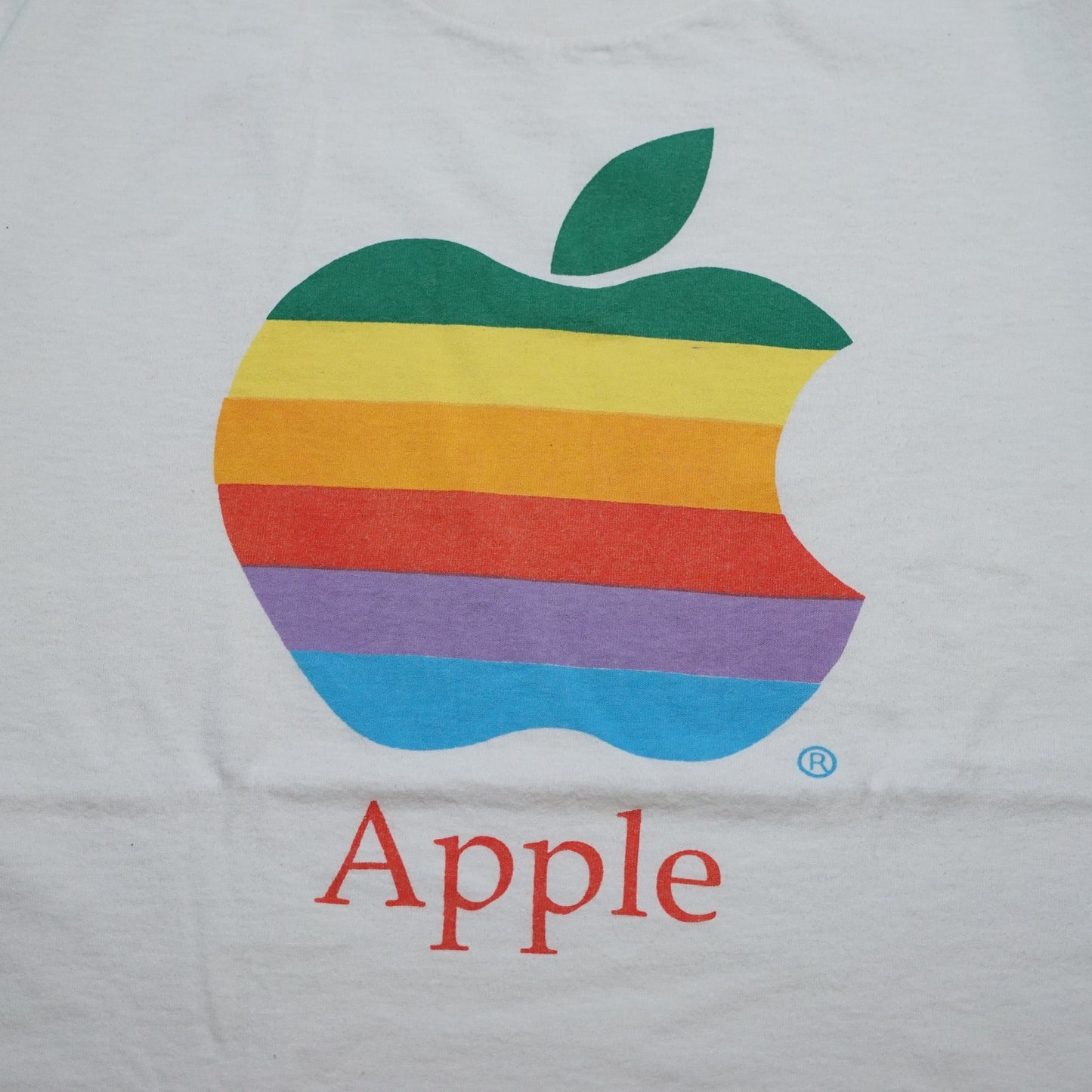 Apple Computers Technology Vintage 80s T-Shirt Rainbow Logo (k_1104)